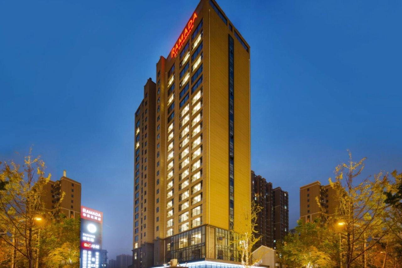 Ramada By Wyndham Wuhan Hankou Exterior foto